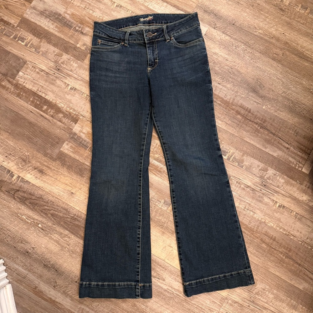 Wrangler Women’s Jeans Size 7x32 Bootcut Dark Wash Stretch Denim NWOT